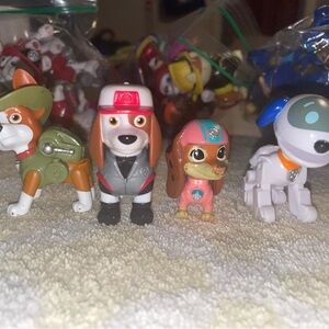 Paw patrol figures